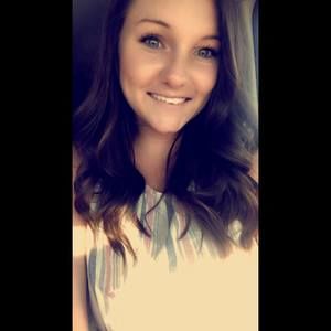 Meet your Posher, Halie